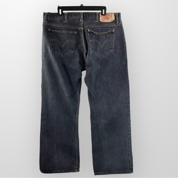 Levi's 501 Men's 38 x 30 Jeans Button Fly Straight Leg Classic Black 5-Pocket - Picture 4 of 9